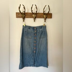 British store M&Co denim skirt with front pockets